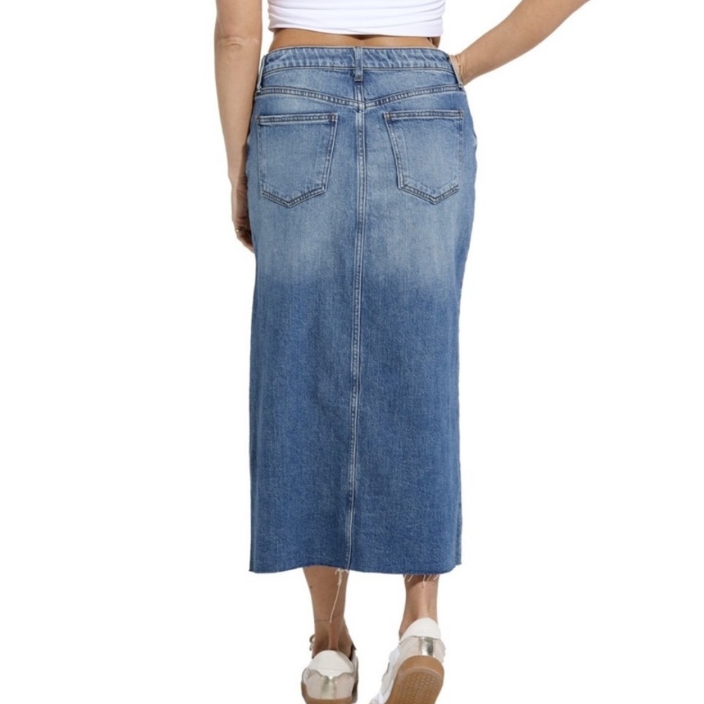 Like new - KUT From The KLOTH ‘Jen’ Denim Skirt - Picture 9 of 16
